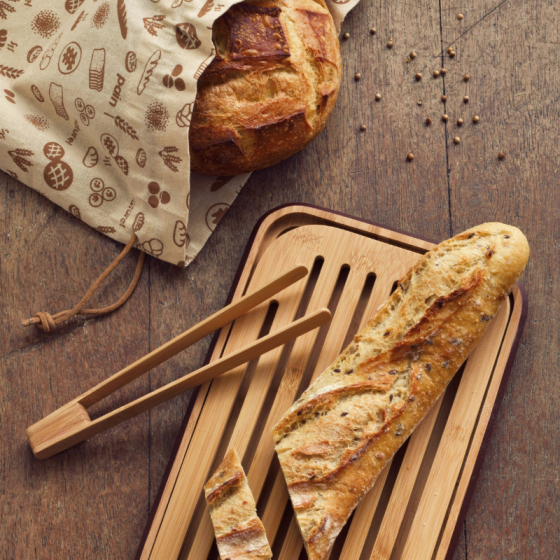 Set du boulanger (planche à pain, pince à toast et sac à pain)