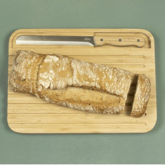Bread board and knife set