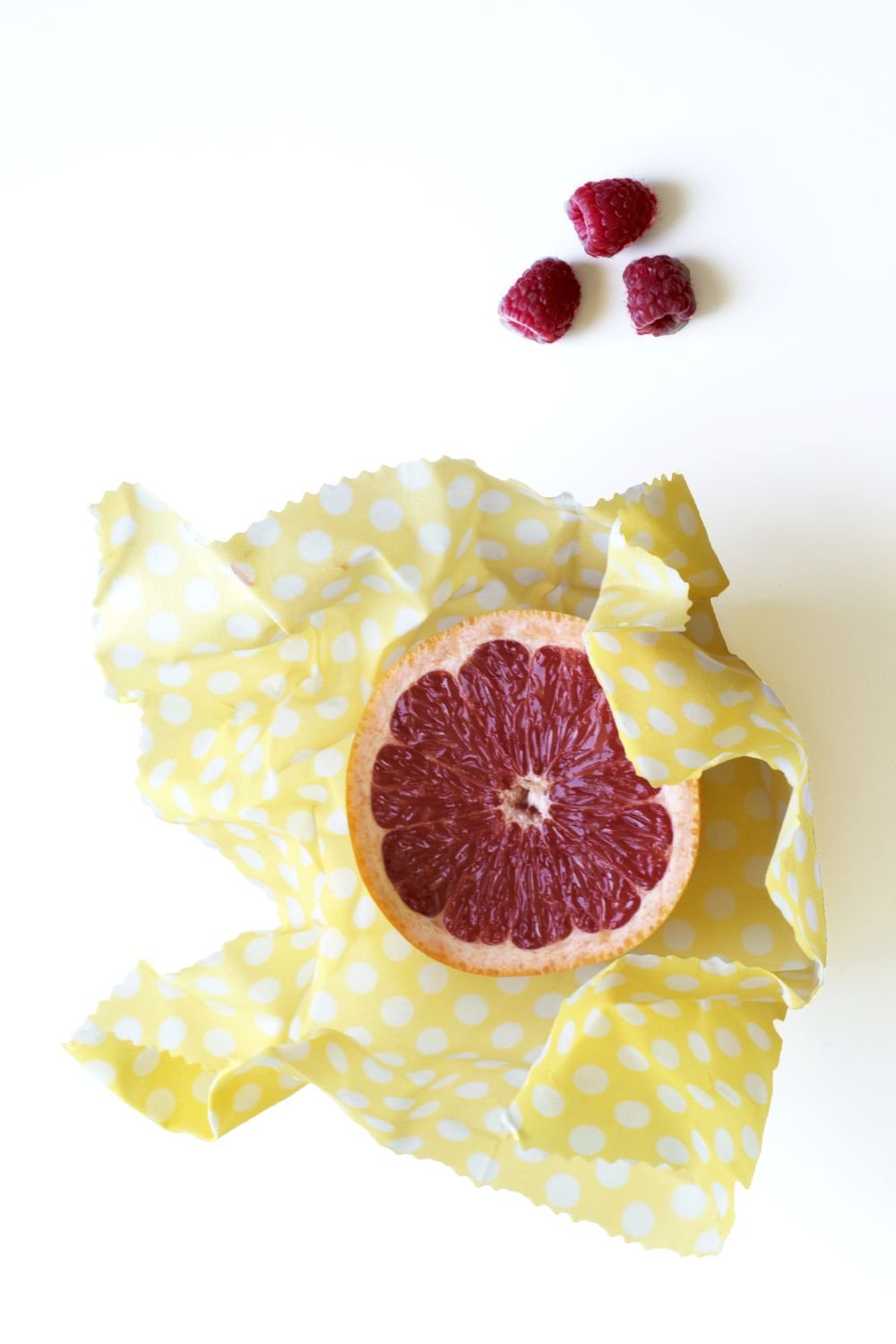 Passez au zéro déchets grâce aux Beeswax - feuilles alimentaires à la cire d'abeilles de Pebbly !