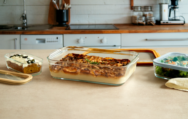 Peut-on mettre un plat en verre au four ?